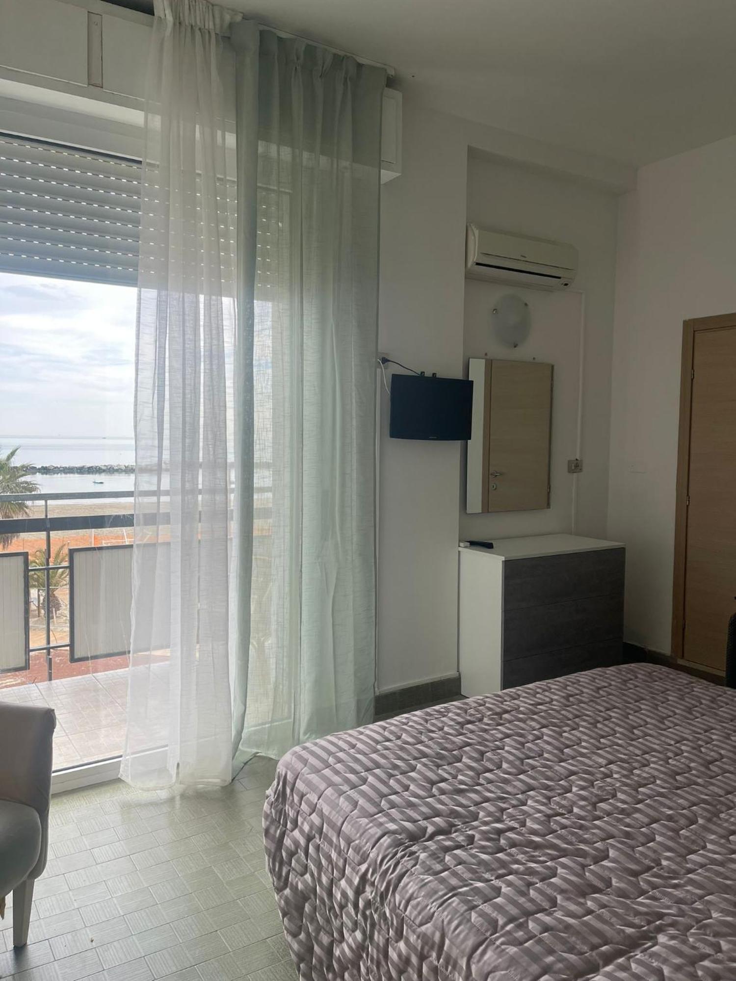 Hotel Re Leone 리미니 외부 사진
